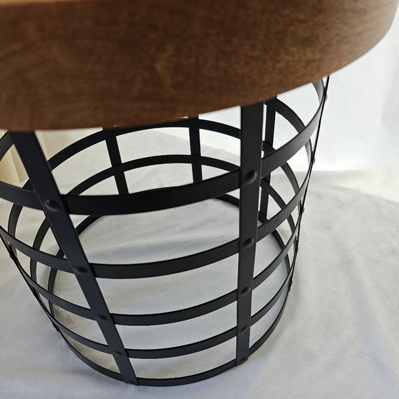 Large Indoor/Outdoor Rustic Wood & Metal Candle Holder Industrial Farmhouse - Picture 4 of 11